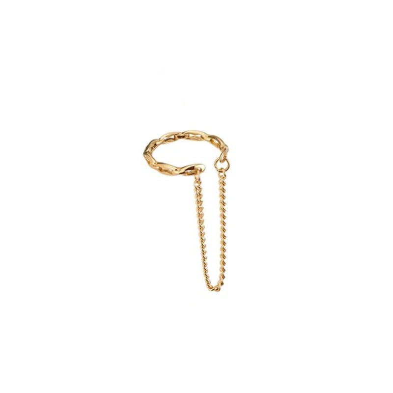 Minimalist No-Piercing Ear Cuff with Chain – Gold