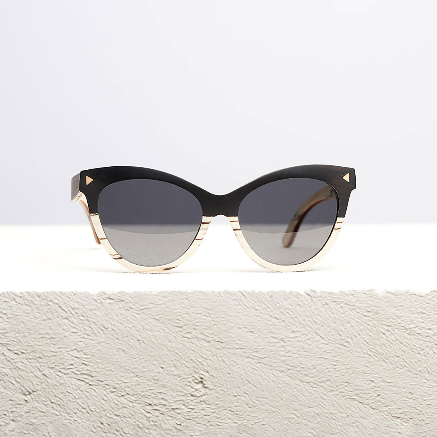 French Séduction Wooden Sunglasses for Women