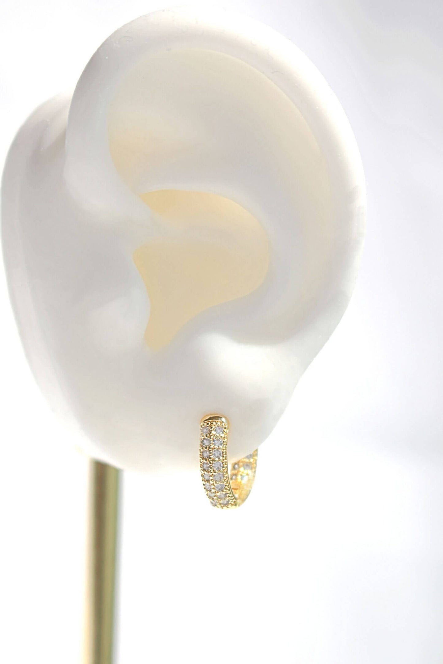 24 karat forgyldte pavé-øreringe med kubisk zirkonia