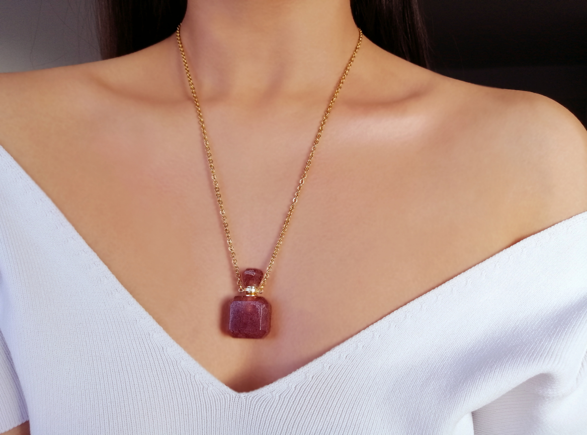 Natural Crystal Aromatherapy Bottle Pendant Necklace – 24K Gold-Plated Chain